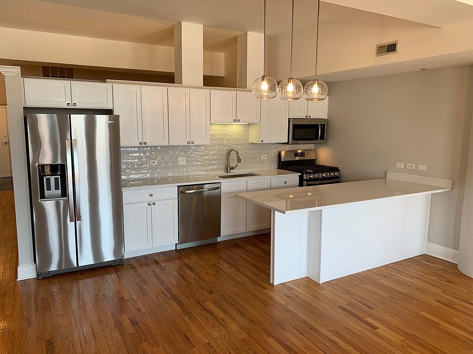 1st image of 165 N Canal St APT 1001