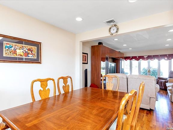 5th image of 2302 Plymouth Pl