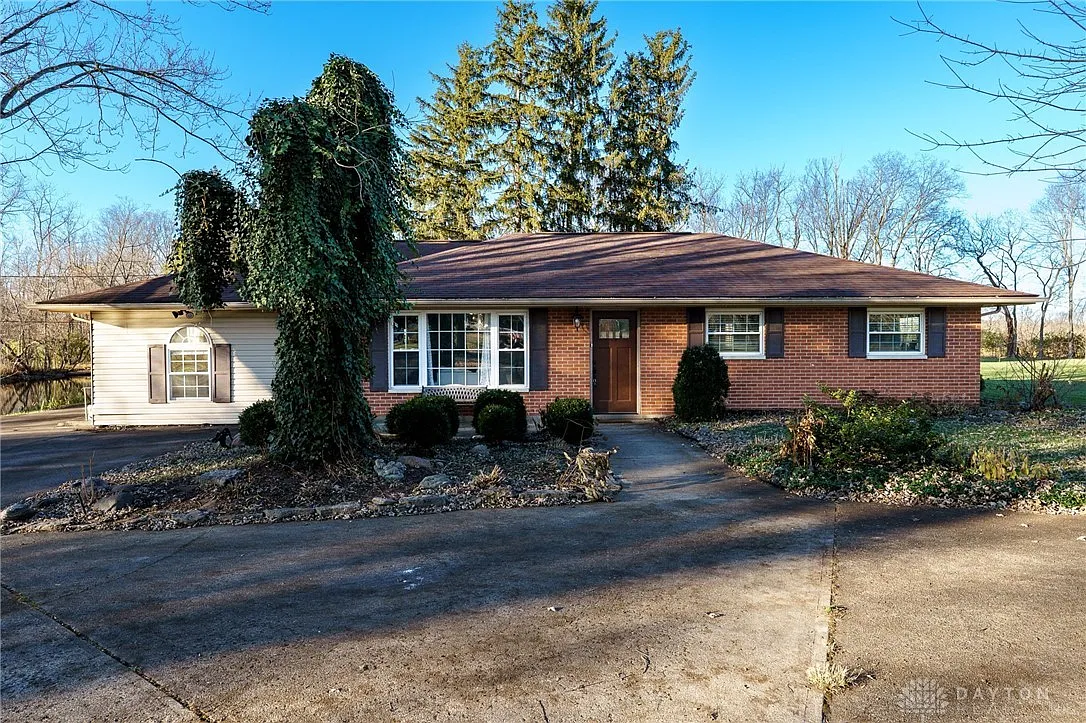 2830 Gerhardt Cir photo 1