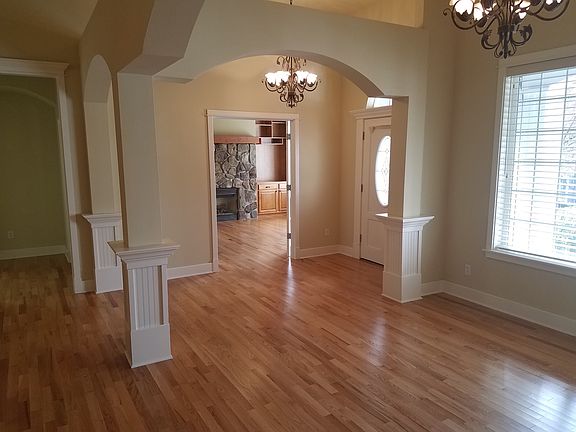 3rd image of 2205 60th Ave NW
