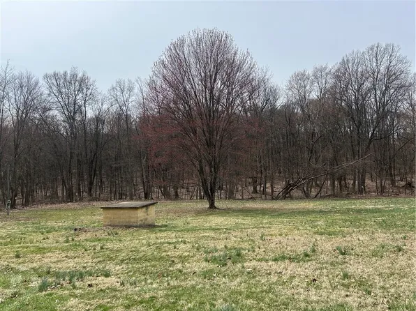 165 Manns Rd, Ruffs Dale, PA 15679