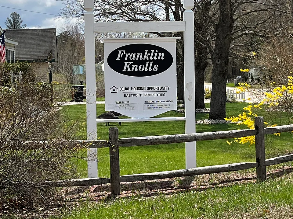 Franklin Knolls