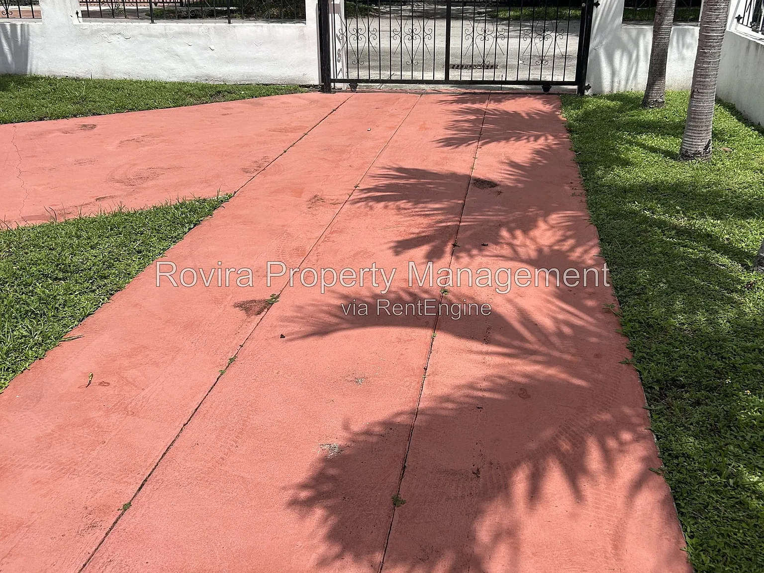 1 bed, 1.0 bath, 700 sqft, $1,550 — Photo 2