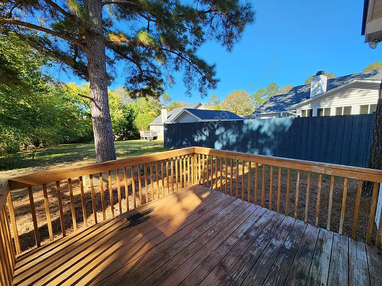1003 Sweet Thorne Ct — Photo 29