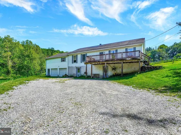 13359 Blymire Hollow Rd, Stewartstown, PA 17363