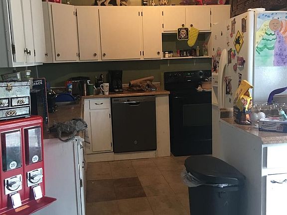 4th image of 69 Ober St