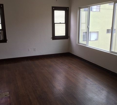 4th image of 1413 Obispo Avenue # Fl 2nd