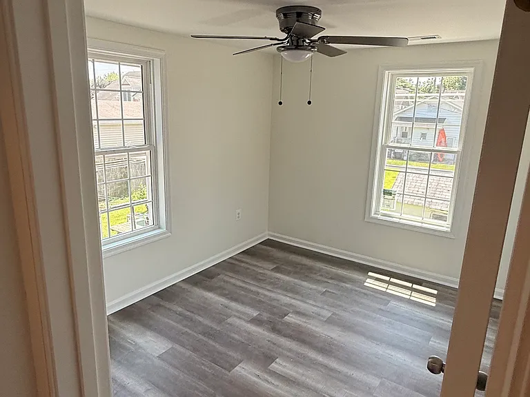 622 Linden Ln — Photo 7