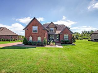 107 Springfield Dr, Lebanon, TN 37087