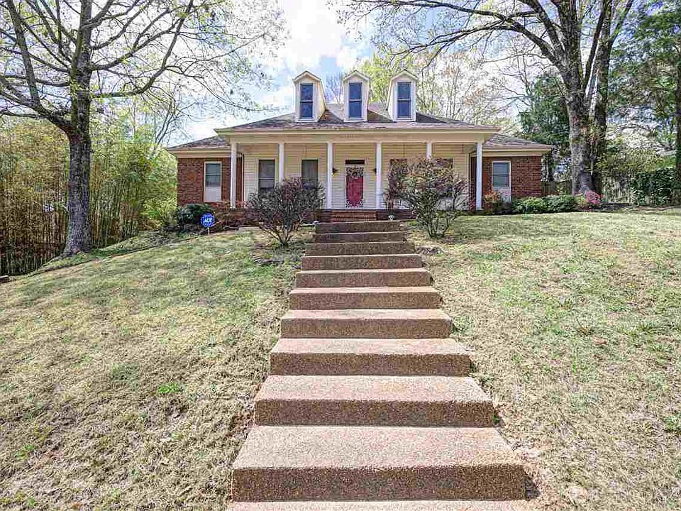 1st image of 8440 E Rembrook Dr