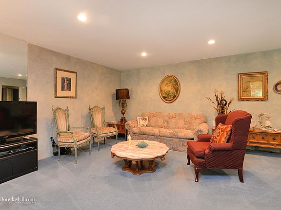 5th image of 1390 Broadway APT 127