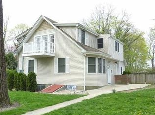 3 Willow Shore Ave APT 4, Sea Cliff, NY 11579