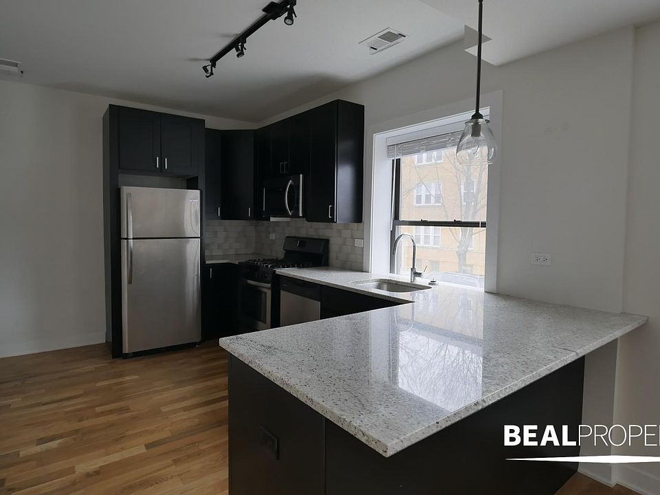 1st image of 2207 W Eastwood Ave #2E