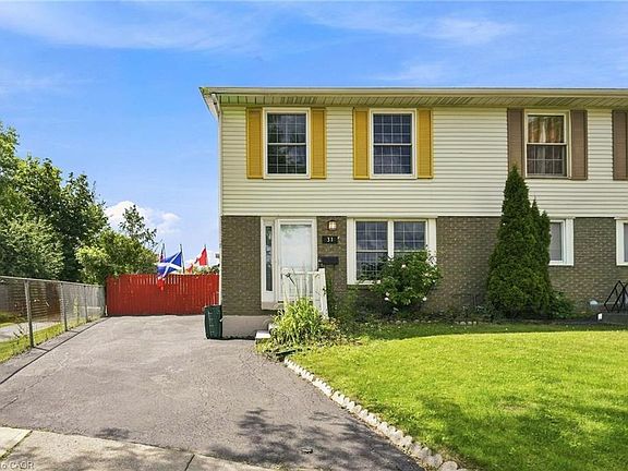 4th image of 31 Belleau St