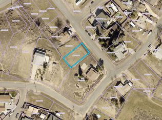 Akker Dr, Lake Elizabeth, CA 93532