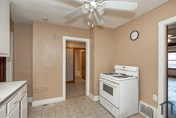 3202 W 82nd St #2 — Photo 12