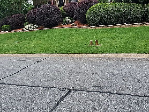 2nd image of 1871 Travers Cir