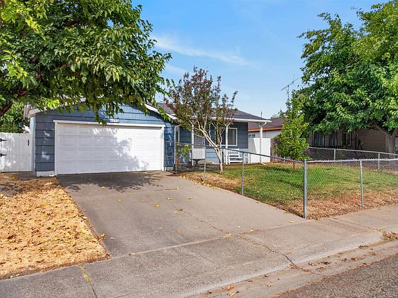 3rd image of 6133 Buckboard Dr
