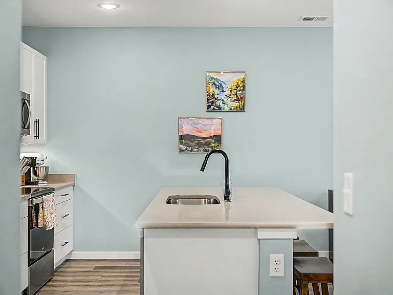 6363 Nelson St — Photo 47