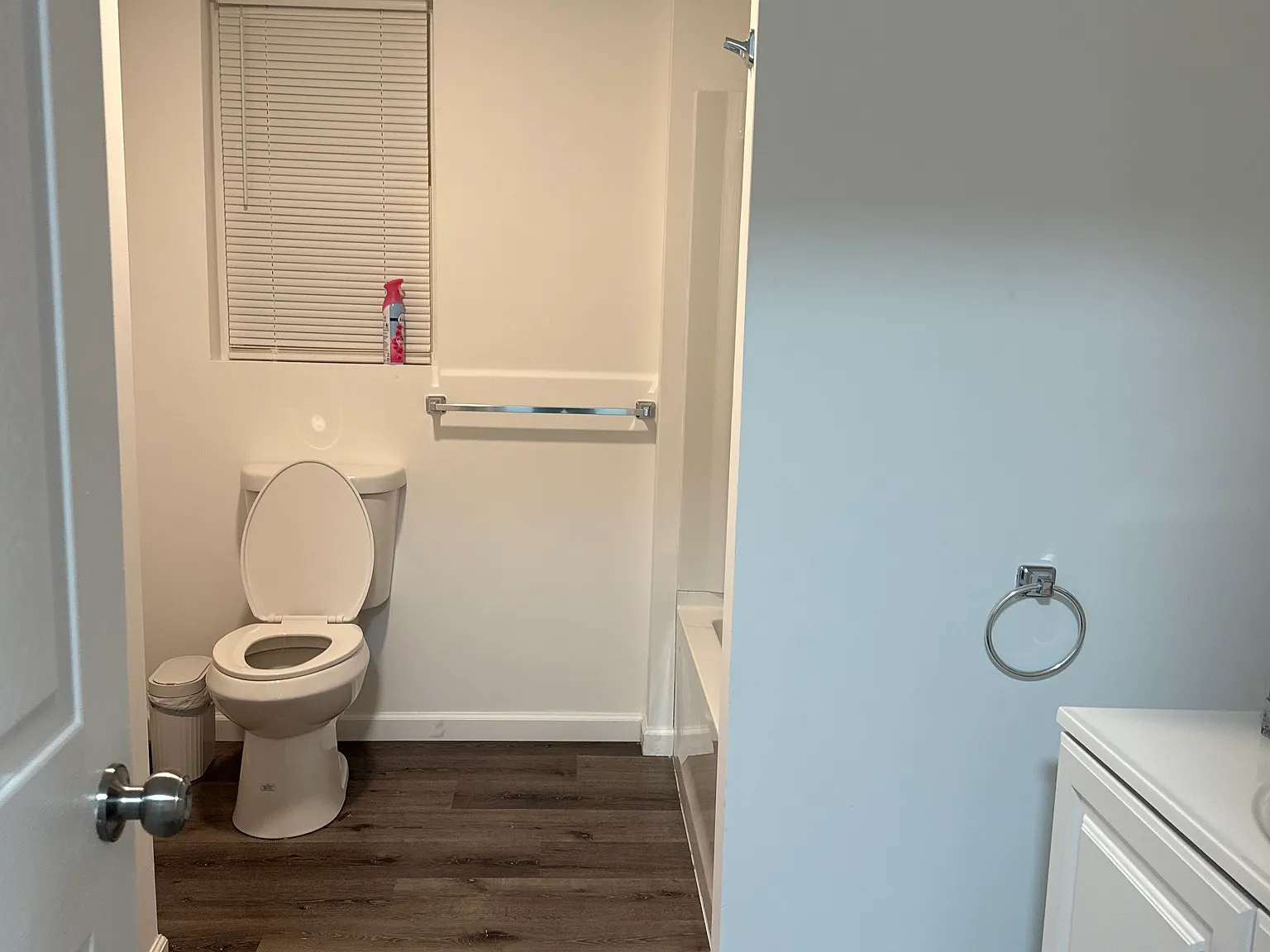 2 bed, 650 sqft, $1,800 — Photo 3