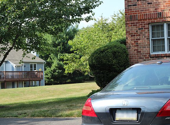 no close neighbor this side