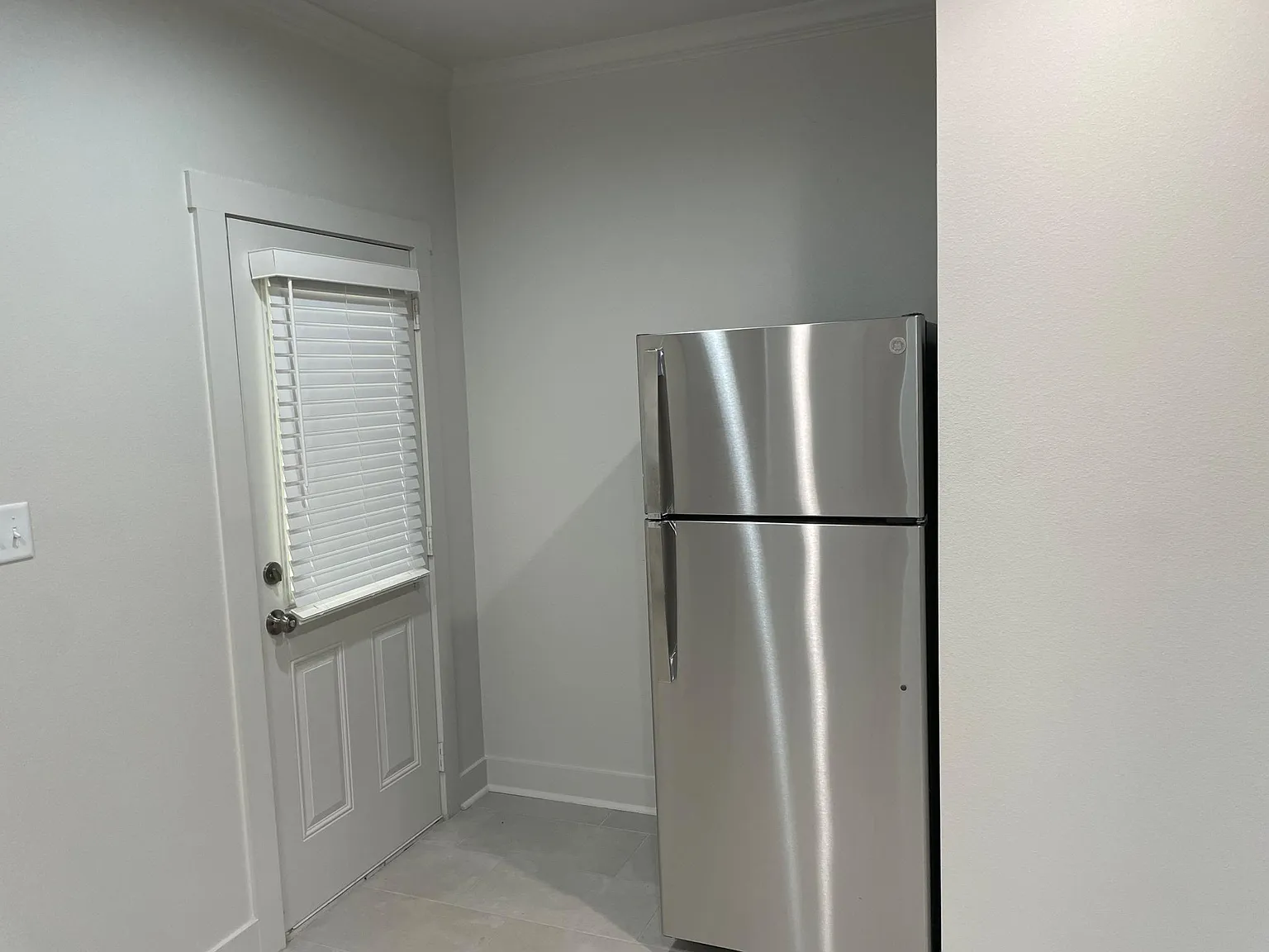 2 bed, 1036 sqft, $1,495 — Photo 4