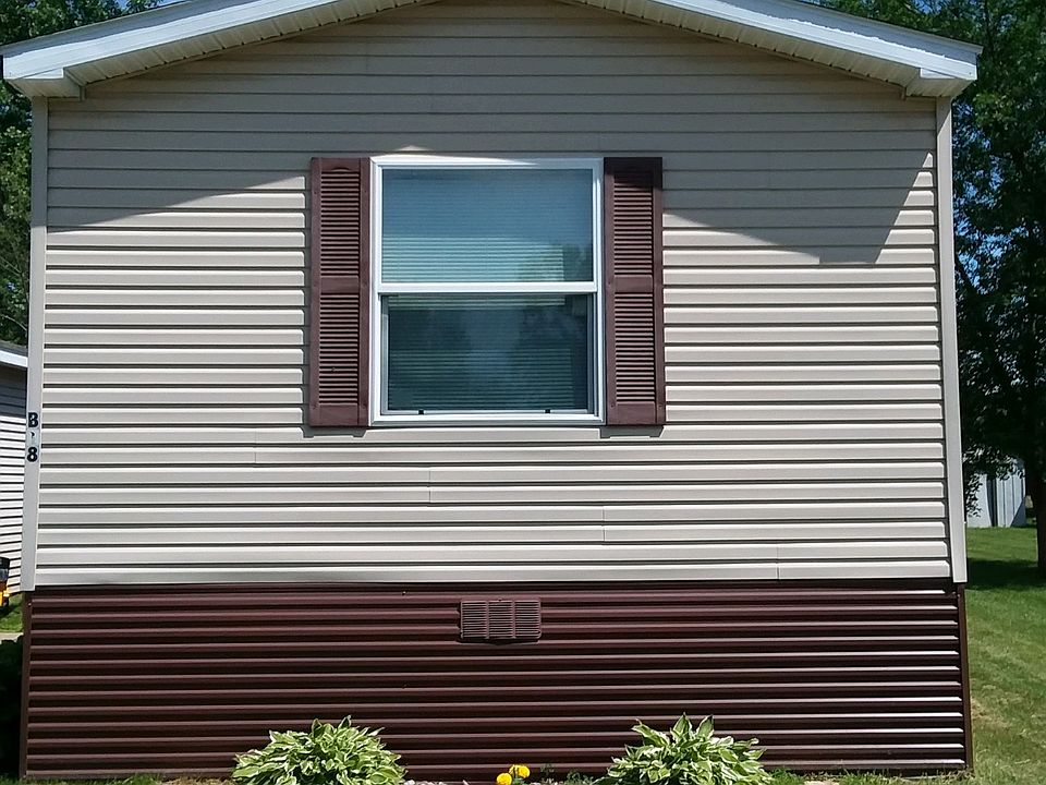 Front of mobile home   