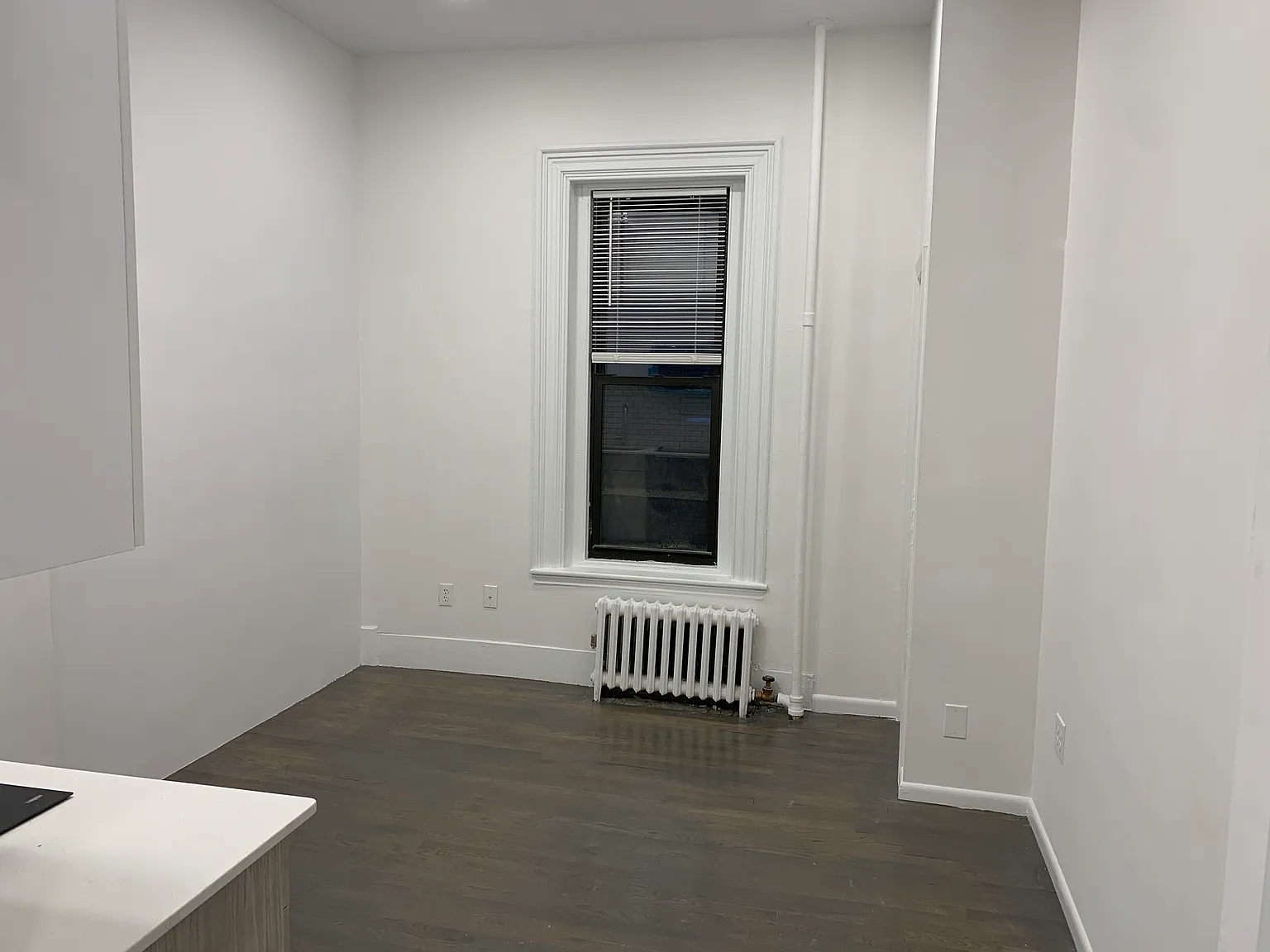 Studio, 9999 sqft, $2,100 — Photo 4