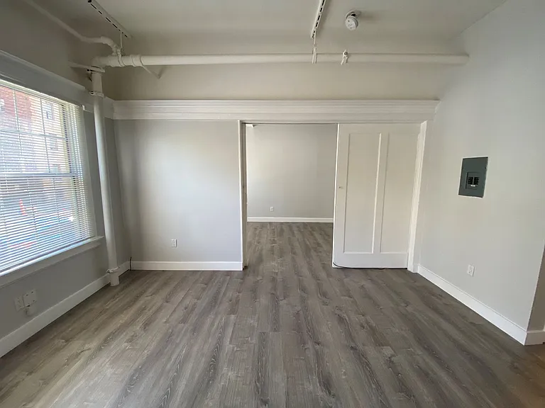 1448 Jackson St — Photo 7