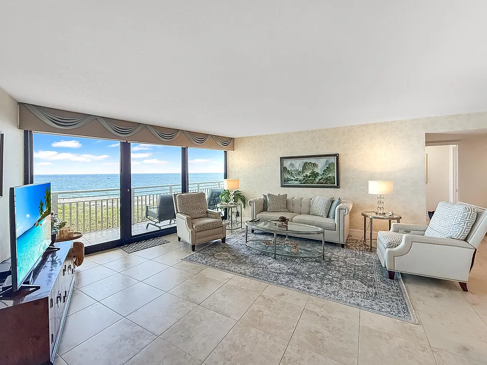 3000 N Ocean Dr #6E