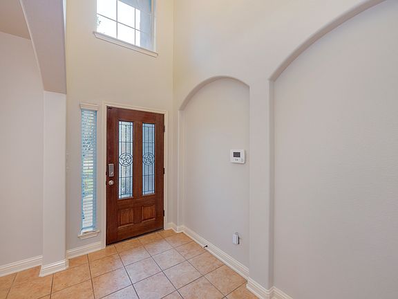 5th image of 431 Bayou Bend Dr