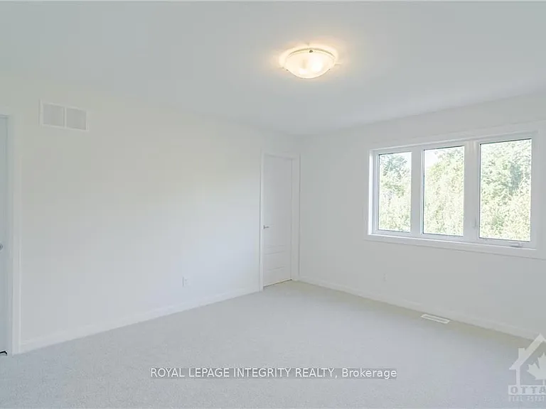 261 Elsie Macgill Walk — Photo 14