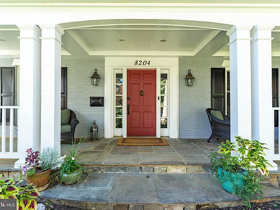 4th image of 8204 Moorland Ln