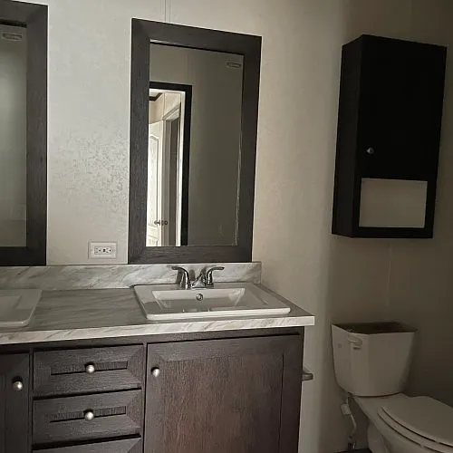 705 Ernest St — Photo 14