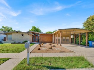 5130 Crusade Dr, San Antonio, TX 78218
