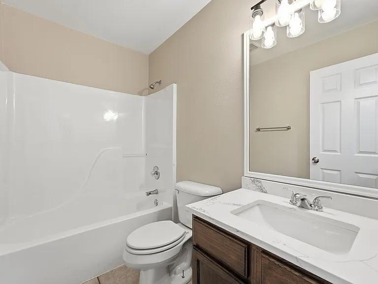 203 Green Acres St — Photo 17