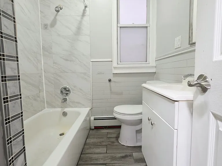 84 Winfield Ave #1 — Photo 7