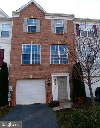 2527 Emerson Dr