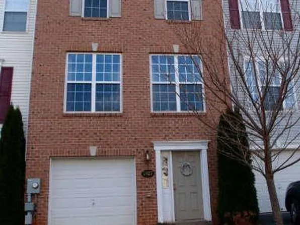 2527 Emerson Dr, Frederick, MD 21702