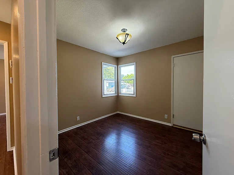 2307 Lupin St #A — Photo 11
