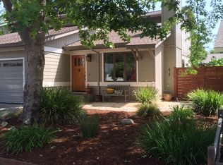 342 Raven Ct, Healdsburg, CA 95448