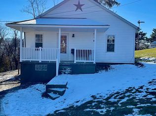 550 S Highland Ave, Barnesville, OH 43713