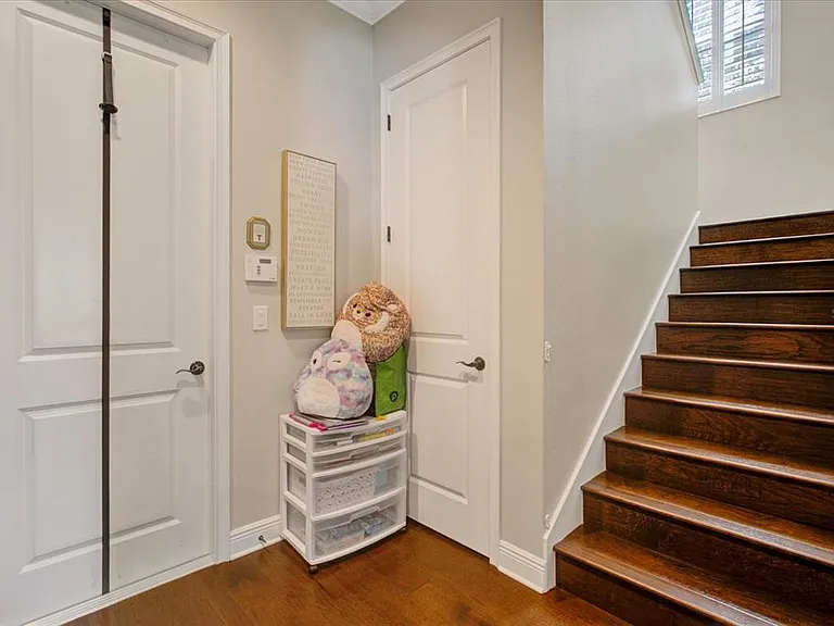 3803 S Drexel Ave #1/2 — Photo 18
