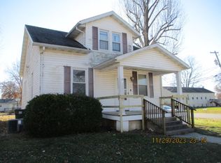 902 Belsha St, New Athens, IL 62264
