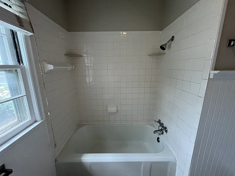 1197 SW Oakley Ave #B — Photo 9