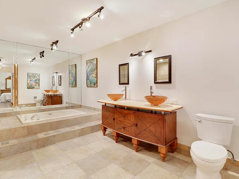 109 Seashore Dr — Photo 19