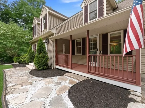 115 Sutton Rd, Webster, MA 01570