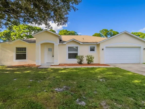 155 SW De Gouvea Ter, Port Saint Lucie, FL 34984