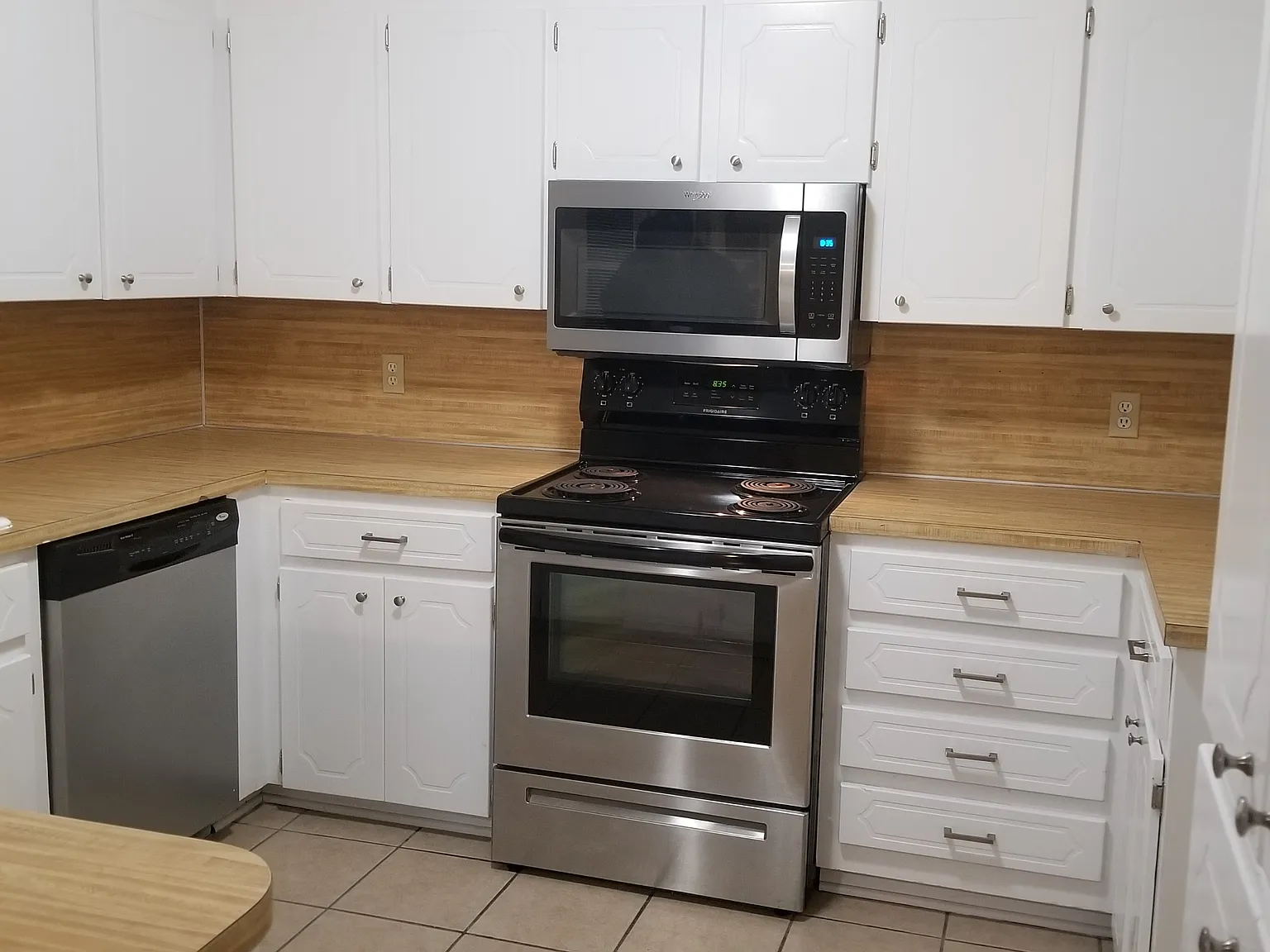 3 bed, 1456 sqft, $1,600 — Photo 4