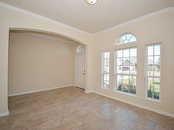 5th image of 13213 Suntail Ct